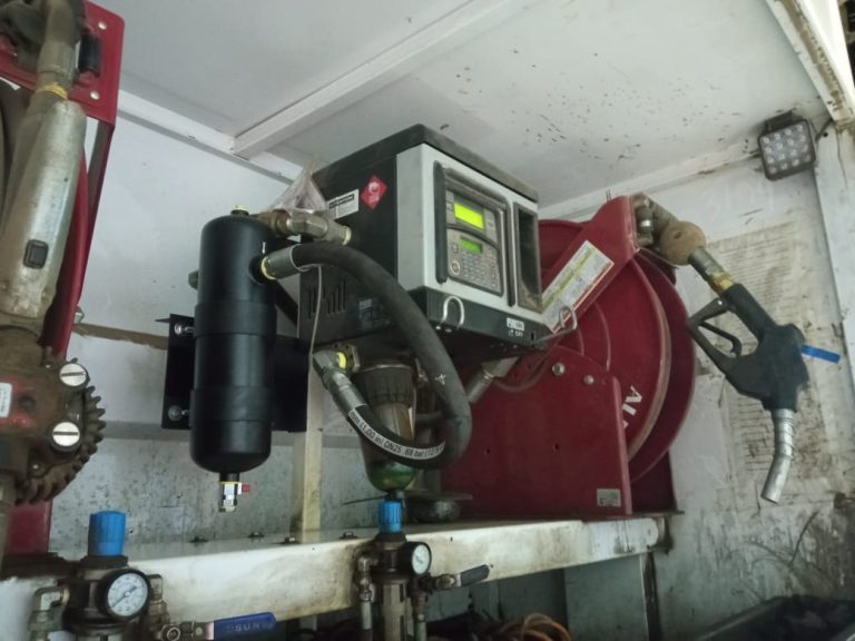 Purificador FC1000 en el sector metalúrgico en una cisterna de despacho