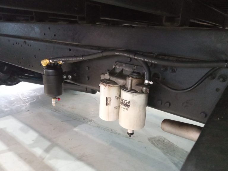 Purificador FC200 en el automotriz con maquinaria pesada