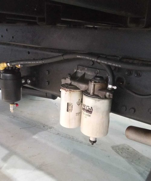 FC 200 AUTOMOTRIZ PESADO HINO 2